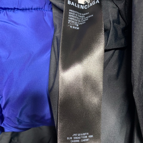 Balenciaga C Shape Blue Puffer Jacket - Picture 9 of 12